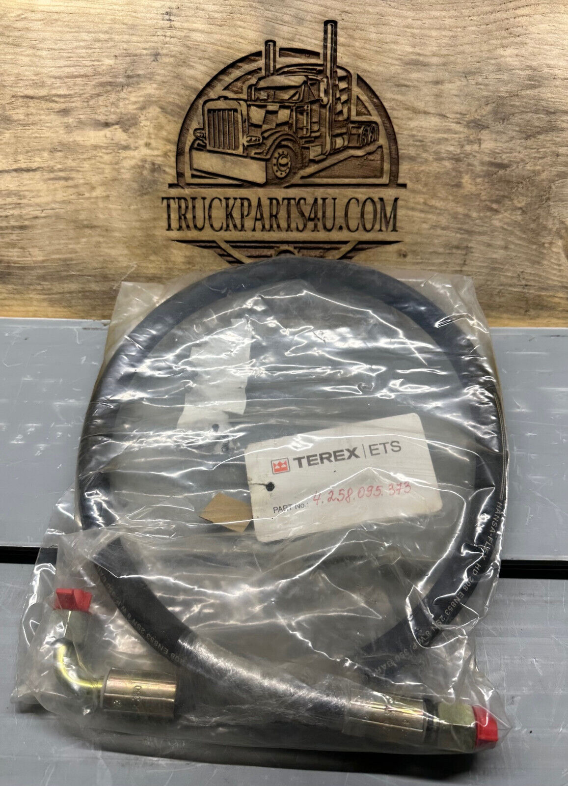 4258095373 TEREX / FUCHS HOSE 58095373  * NEW
